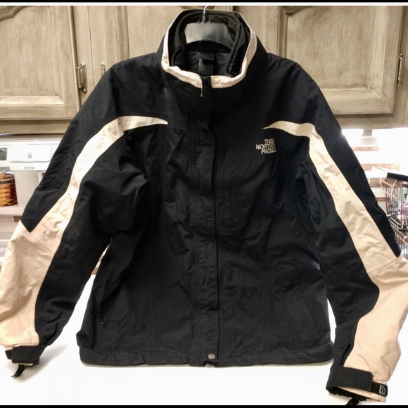 The North Face Jackets & Blazers - Ladies North Face Coat